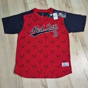 Boston Red Sox True Fan Youth V-Neck T-Shirt Boys Sz XL Officially Licensed NWT